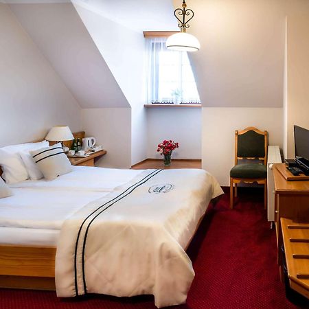 Hotel Pod Cizemka ซานดอเมียร์ช ภายนอก รูปภาพ